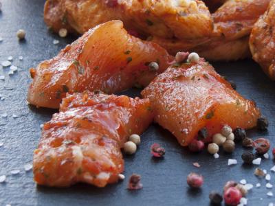 PINCHO DE POLLO ADOBADO (PECHUGA 650gr aprox.)